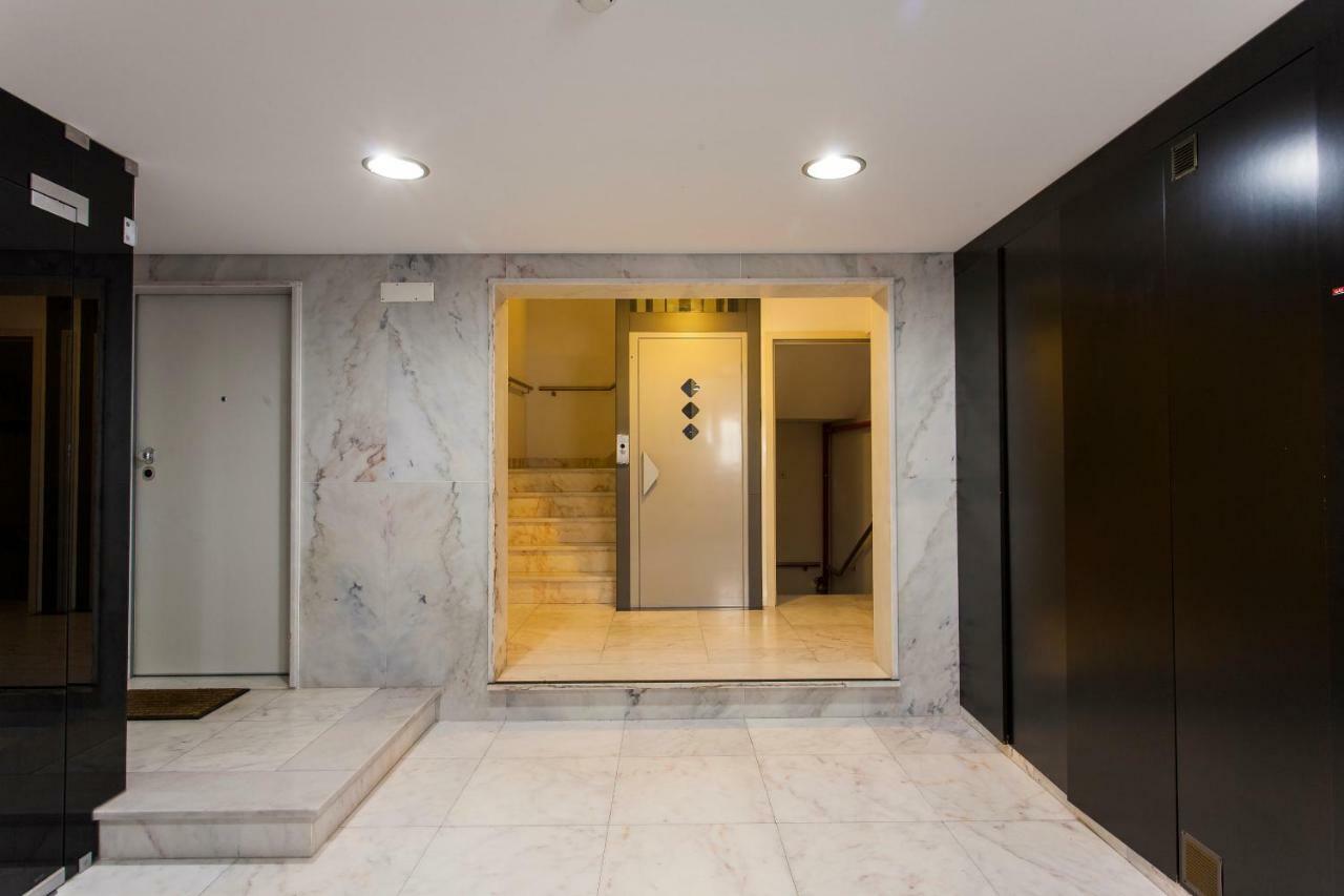 Chiado Patio Apartment ลิสบอน ภายนอก รูปภาพ